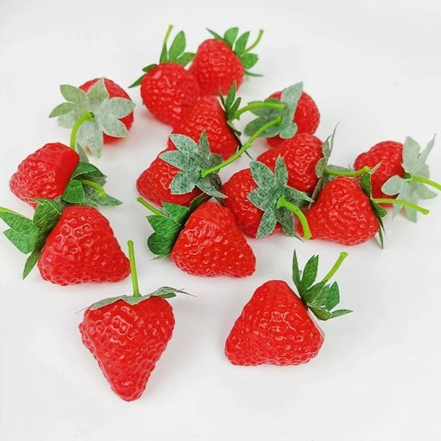 10 Pcs Red Lifelike Fake Strawberries Artificial Fruit Decor