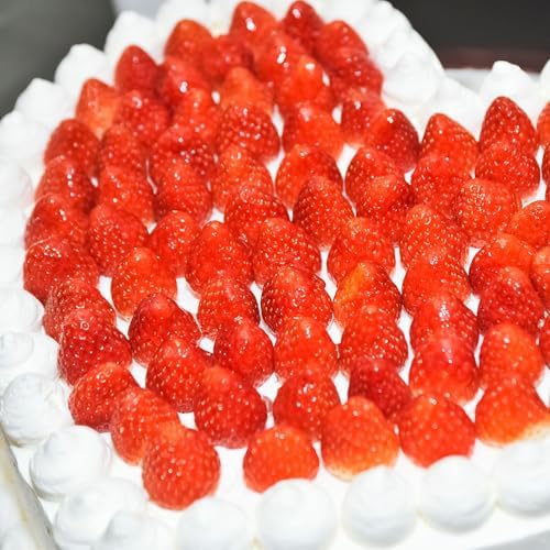Lyrow Realistic Artificial Strawberries 150 Pcs Decor
