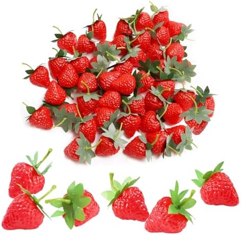 50PCS Lifelike Artificial Strawberries with Green Leaves