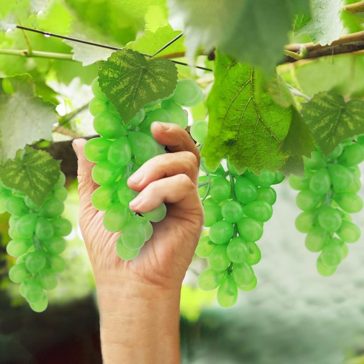 Woration 4 Bunches Artificial Grape Fruit Decor