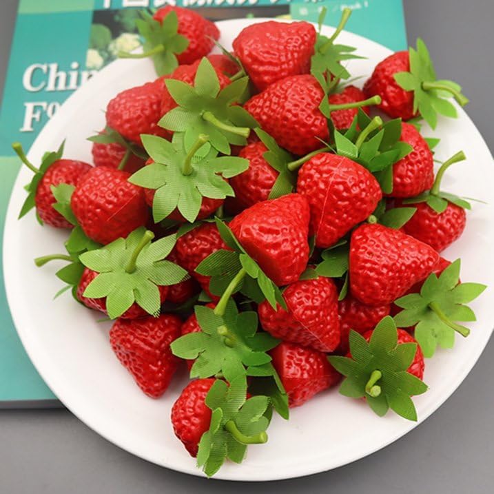10 Pcs Realistic Artificial Strawberries Decorations