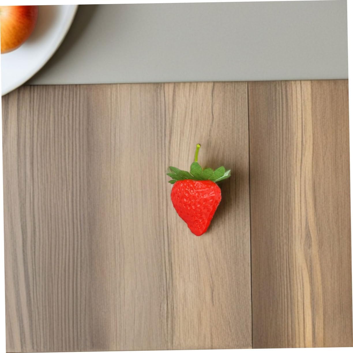 IMIKEYA 24pcs Fake Plastic Strawberries Decorative Artificial Fruit Pack