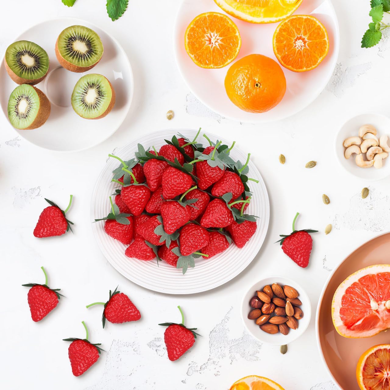 Healifty Realistic Artificial Strawberries 50pcs DIY Decoration