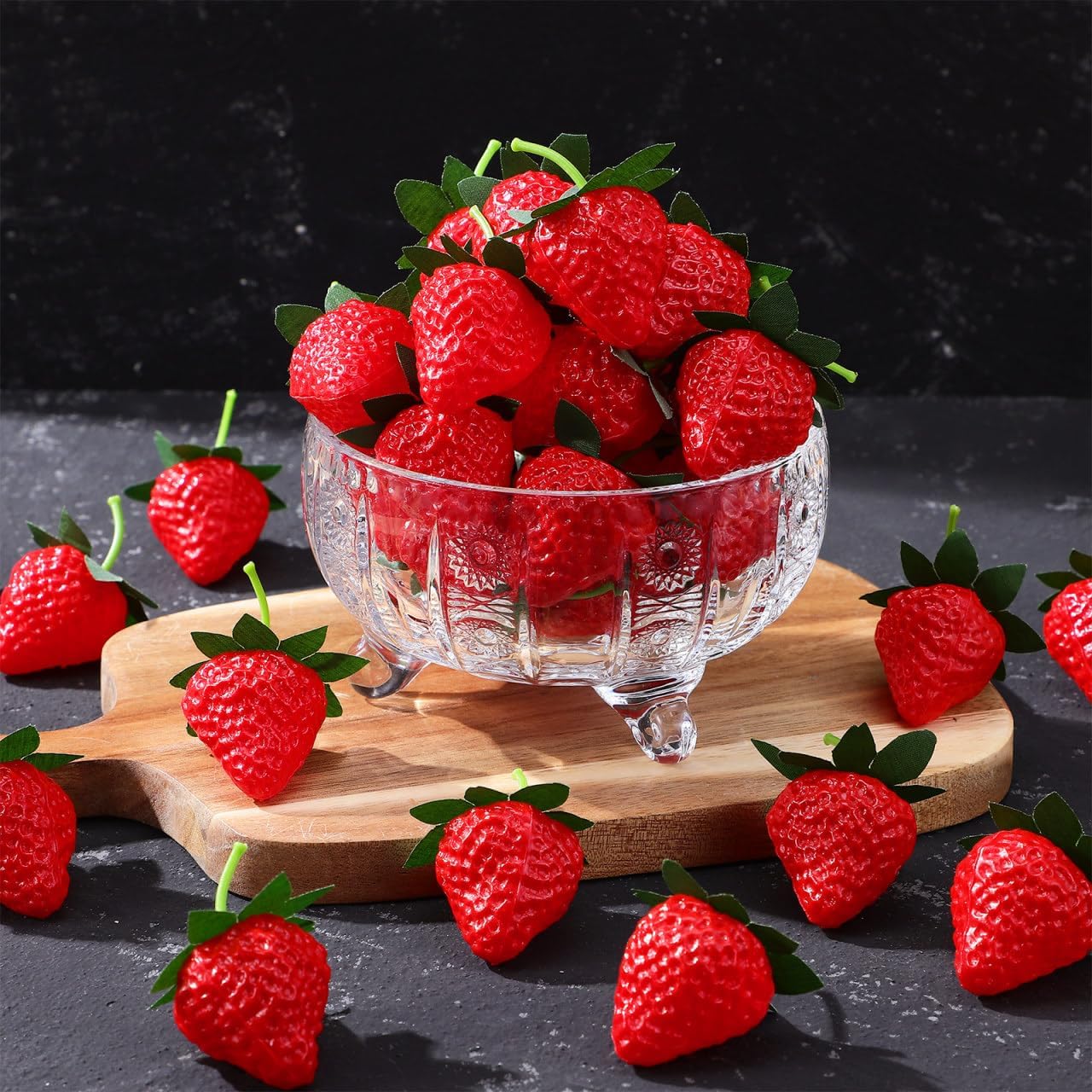 Healifty Realistic Artificial Strawberries 50pcs DIY Decoration