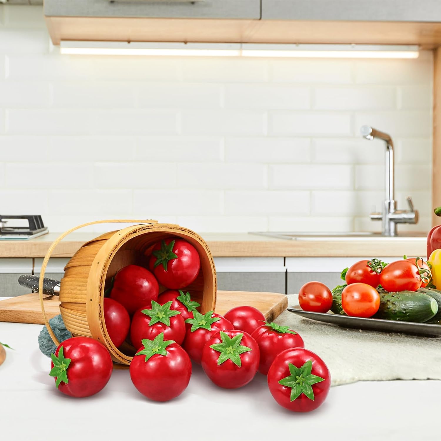 Lorigun 15 Pcs Artificial Red Tomatoes for Decor