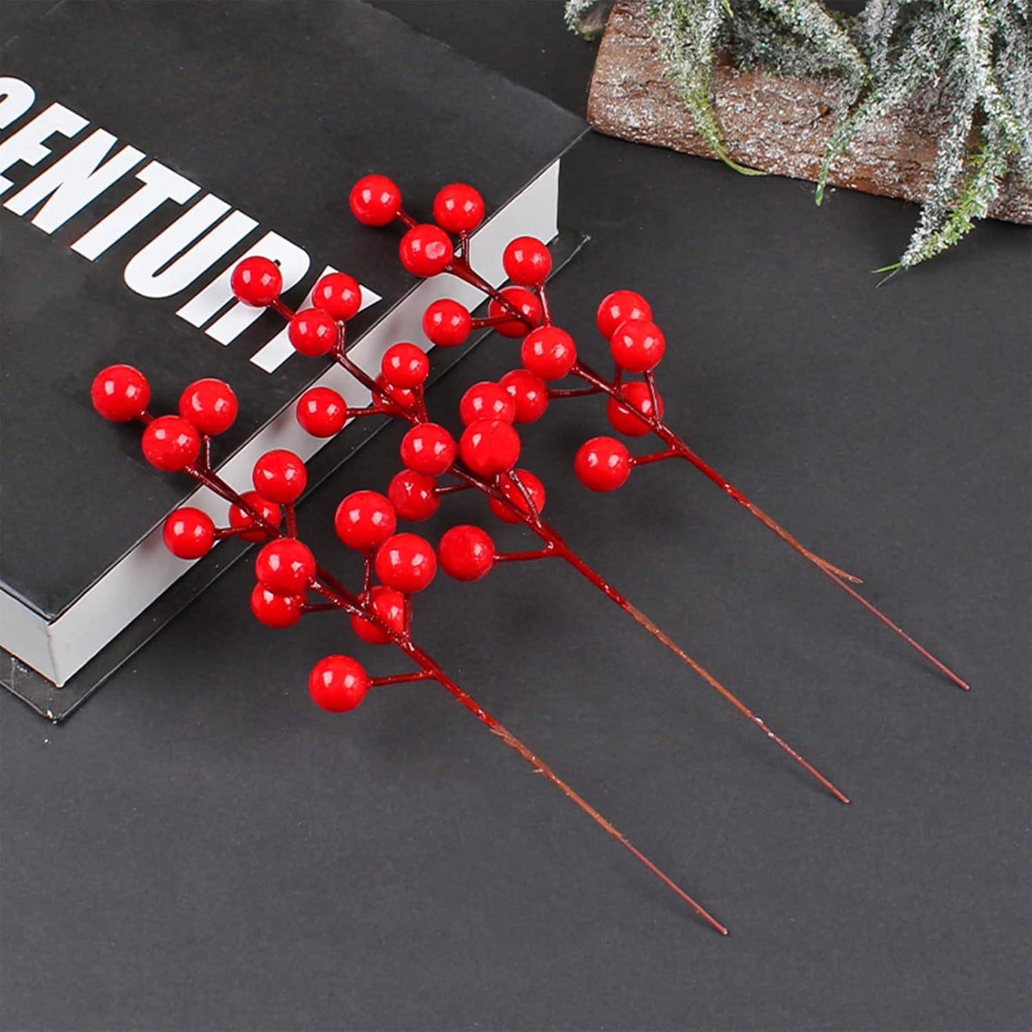 10Pcs Artificial Red Stems with Berries for Christmas Decor