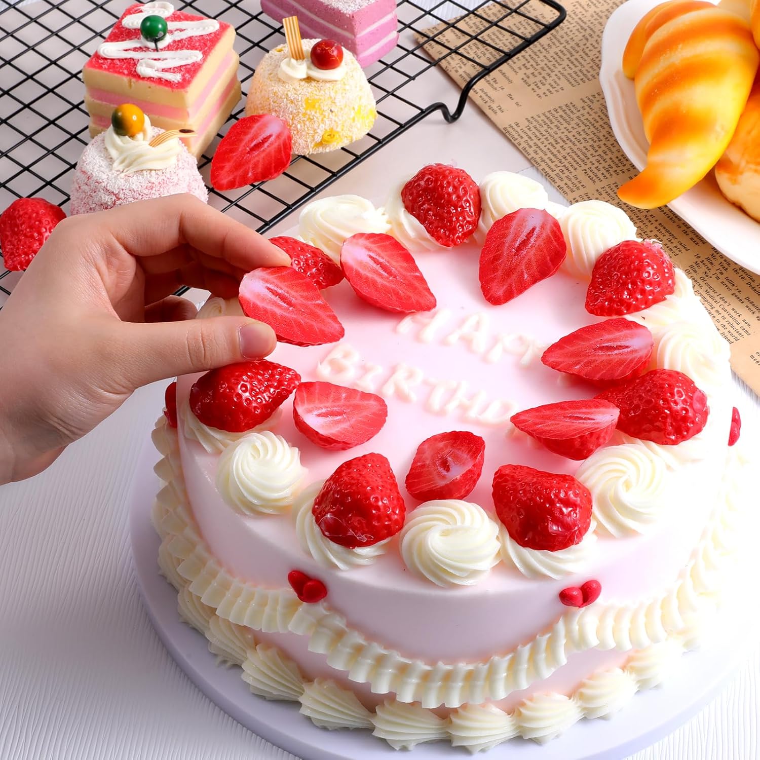 10 Pcs Artificial Half Strawberry Blocks for Decor