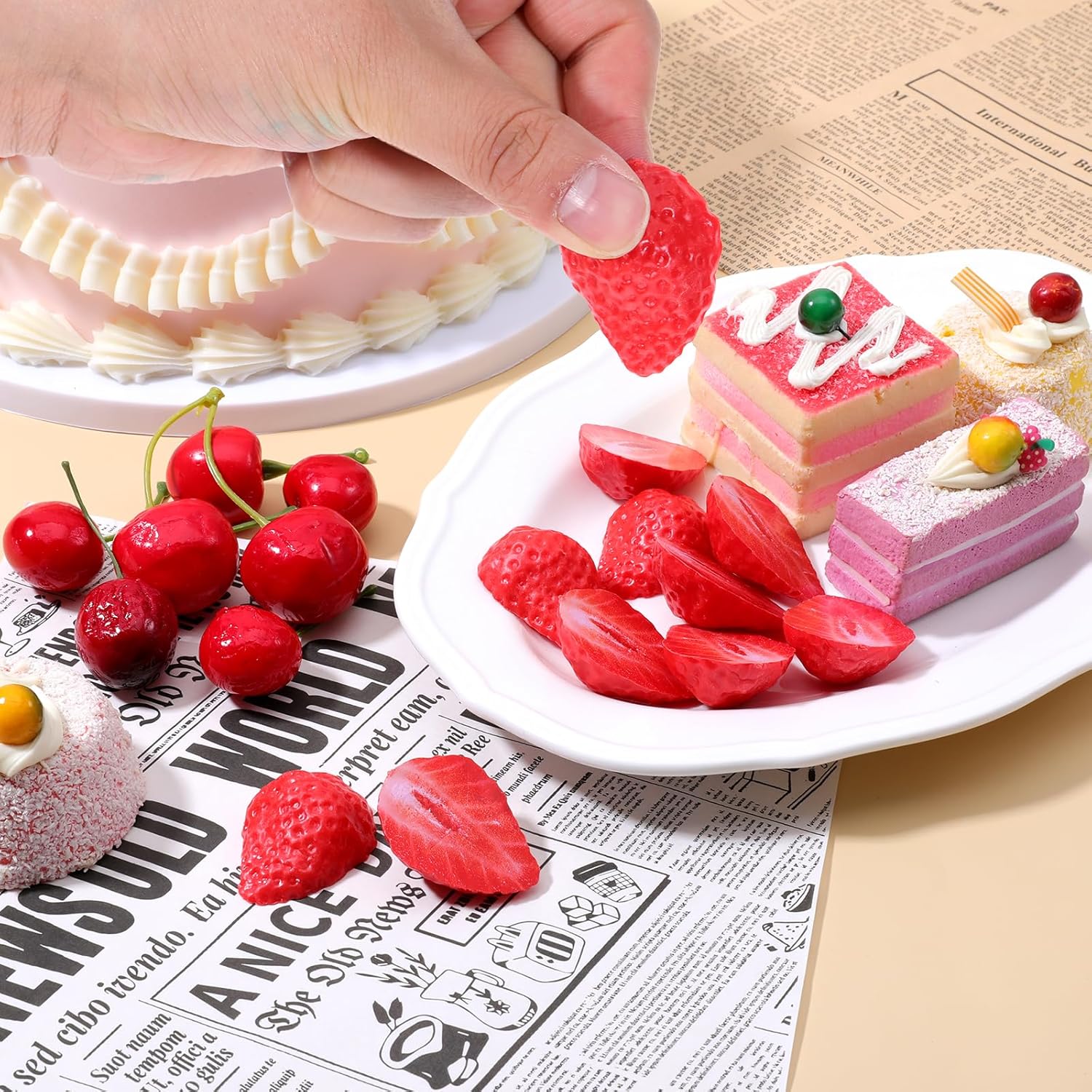 10 Pcs Artificial Half Strawberry Blocks for Decor