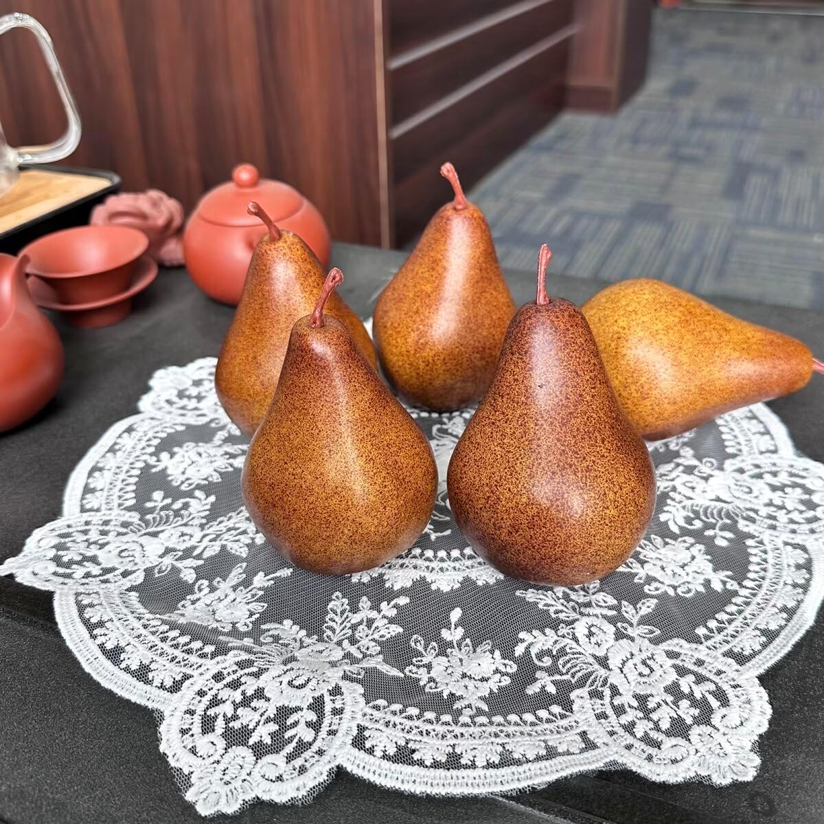Lovmeety 6Pcs Artificial Brown Pears Decor